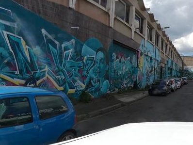 Vue de la rue à l’adresse de Tasty Crousty