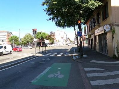 Vue de la rue à l’adresse de Indian Bowl