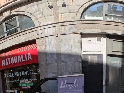 Vue de la rue à l’adresse de Naturalia