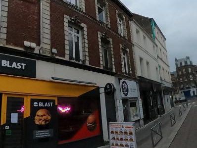 Vue de la rue à l’adresse de La Villa H