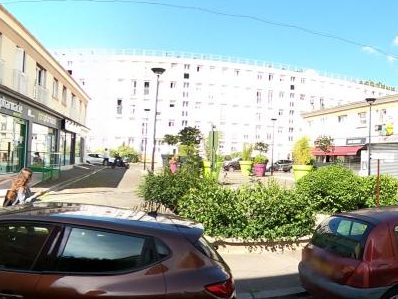 Vue de la rue à l’adresse de Proxi