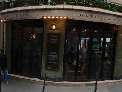 Vue de la rue à l’adresse de Smash