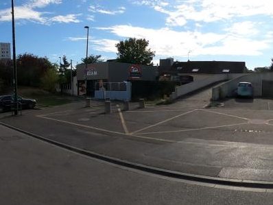 Vue de la rue à l’adresse de Cézam Burger et Sandwich