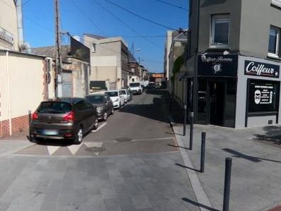 Vue de la rue à l’adresse de Tounsi Food