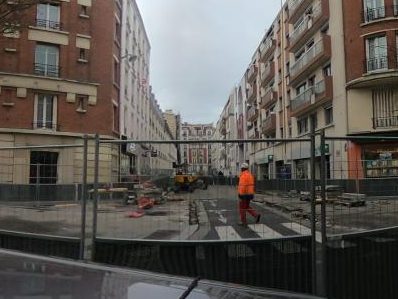 Vue de la rue à l’adresse de Carrefour City