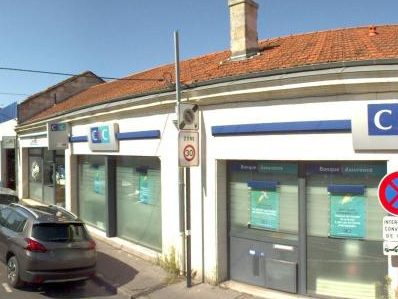 Vue de la rue à l’adresse de Carrefour City